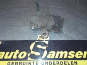 Used Rear brake calliper, right Rover 400 (RT) 420SLi 16V Price € 40,00 Margin scheme offered by Auto Samsen B.V.