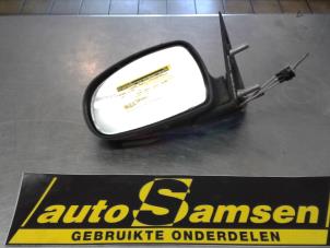 Usados Retrovisor externo izquierda Lada Kalina (1118) 1.6 Precio € 40,00 Norma de margen ofrecido por Auto Samsen B.V.