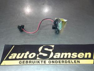 Used Heater resistor Renault Scénic I (JA) 1.6 16V Price € 25,00 Margin scheme offered by Auto Samsen B.V.