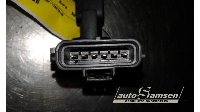 Luftmengenmesser van een Ford Mondeo III Wagon 2.5 V6 24V 2002