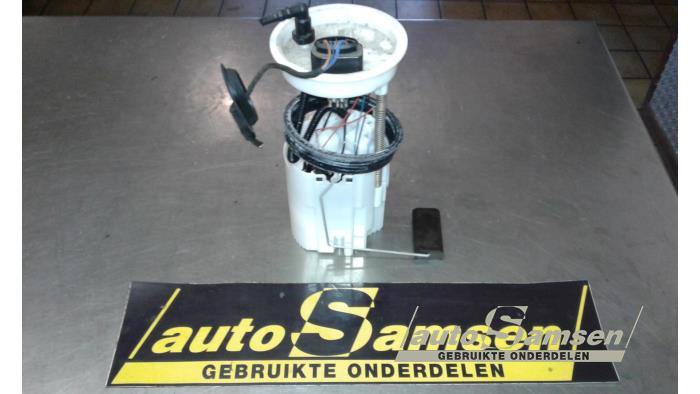 Gebrauchte Kraftstoffpumpe Elektrisch Volkswagen Up! (121) 1.0 12V 60 Preis € 50,00 Margenregelung angeboten von Auto Samsen B.V.