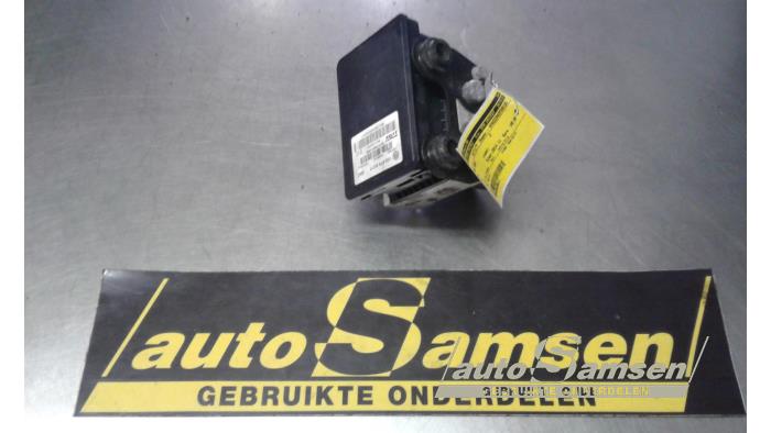 Begagnade ABS-pump Volkswagen Up! (121) 1.0 12V 60 Pris € 75,00 Marginaltabell erbjuds av Auto Samsen B.V.