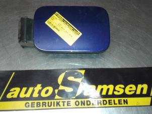 Usagé Clapet réservoir Renault Scénic II (JM) 1.6 16V Prix € 40,00 Règlement à la marge proposé par Auto Samsen B.V.
