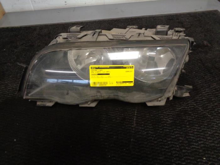 Headlight, left from a BMW 3 serie Touring (E46/3) 320d 16V 2001