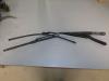 Front wiper arm from a Volkswagen Golf V (1K1) 1.6 2006