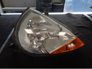 Used Headlight, right Ford StreetKa Price € 40,00 Margin scheme offered by Westerhof autodemontage