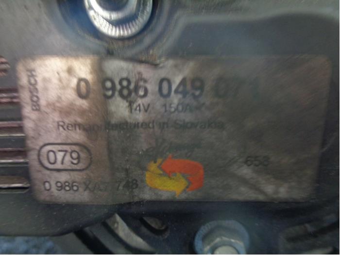 Dynamo van een Volvo C70 (MC) 2.0 D 16V 2010