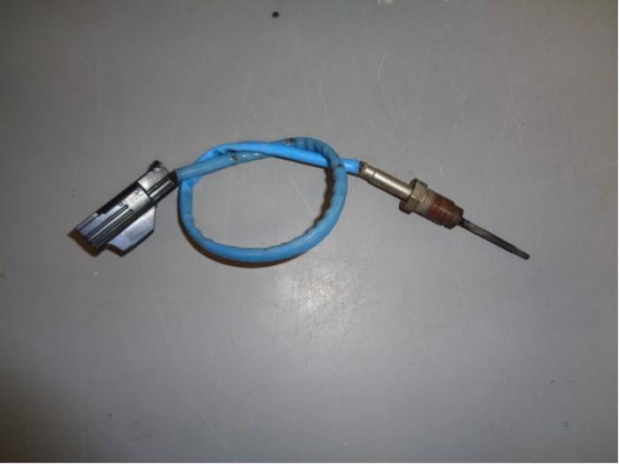 Używane Czujnik temperatury spalin Volvo C70 (MC) 2.0 D 16V Cena € 15,00 Procedura marży oferowane przez Westerhof autodemontage