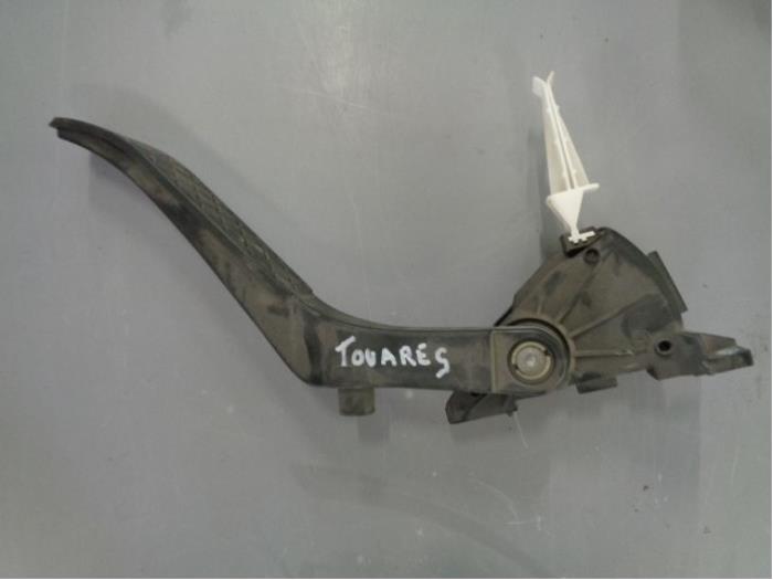 Begagnade Gaspedalsensor Volkswagen Touareg (7LA/7L6) 3.0 TDI V6 24V Pris € 35,00 Marginaltabell erbjuds av Westerhof autodemontage