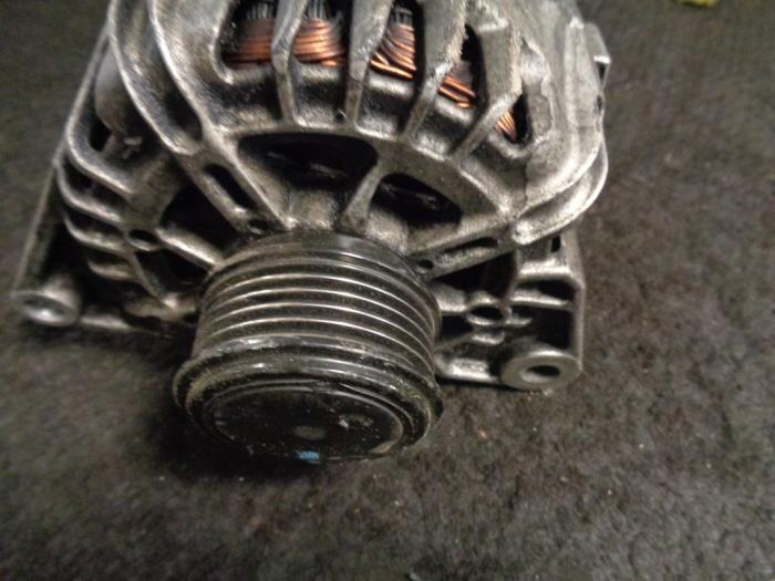 Gebrauchte Dynamo Skoda Fabia II (5J) 1.4i 16V Preis € 30,00 Margenregelung angeboten von Westerhof autodemontage