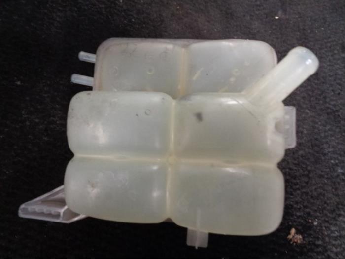 Coolant expansion tank