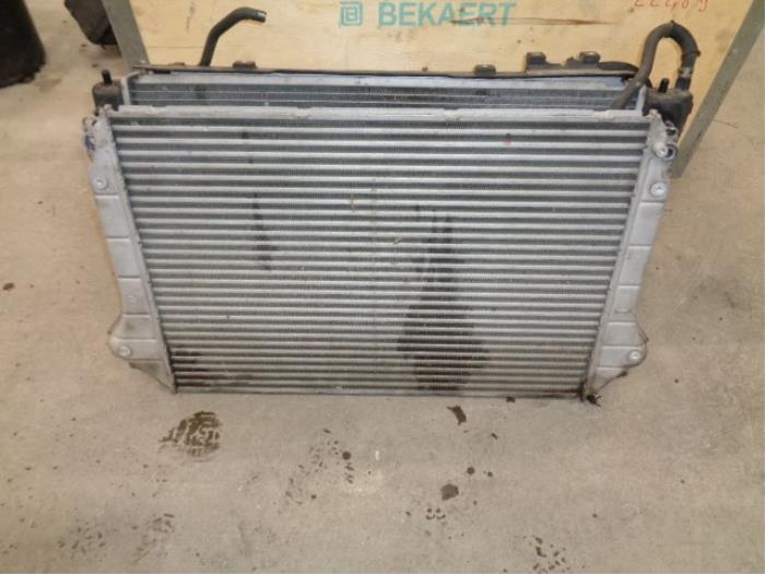 Usagé Intercooler Volvo C30 (EK/MK) 1.6 D 16V Prix € 50,00 Règlement à la marge proposé par Westerhof autodemontage