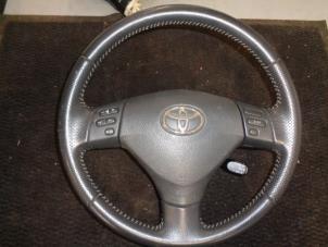 Used Steering wheel Toyota Corolla Verso (R10/11) 2.2 D-4D 16V Cat Clean Power Price € 45,00 Margin scheme offered by Westerhof autodemontage