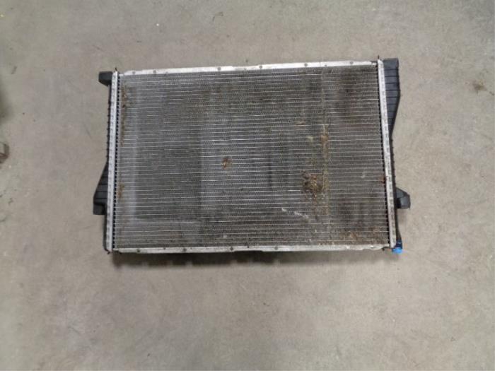 Gebrauchte Kühler BMW 5 serie Touring (E39) 520i 24V Preis € 25,00 Margenregelung angeboten von Westerhof autodemontage