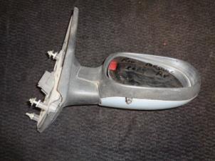 Used Wing mirror, right Renault Megane Price € 25,00 Margin scheme offered by Westerhof autodemontage