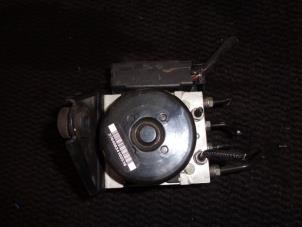 Używane Pompa ABS Skoda Octavia Combi (1Z5) 2.0 RS TDI PD 16V Cena € 125,00 Procedura marży oferowane przez Westerhof autodemontage