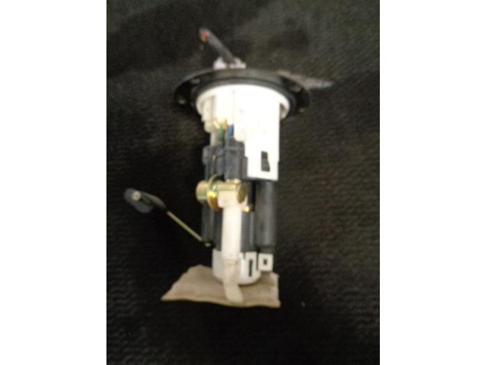 Begagnade Bensinpump Hyundai Getz Pris € 25,00 Marginaltabell erbjuds av Westerhof autodemontage