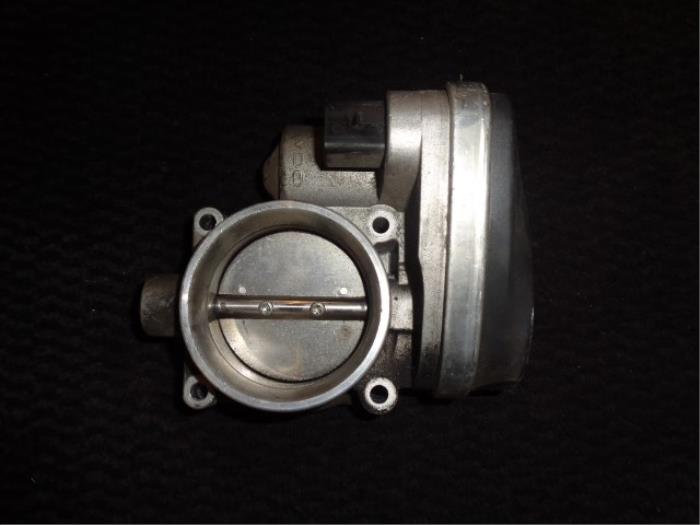 Gebrauchte Drosselklappengehäuse BMW 3 serie Touring (E46/3) 318i 16V Preis € 35,00 Margenregelung angeboten von Westerhof autodemontage