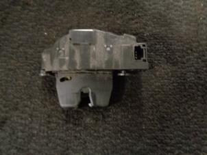 Used Tailgate lock mechanism Citroen C3 Picasso (SH) 1.6 HDi 90 Price € 25,00 Margin scheme offered by Westerhof autodemontage
