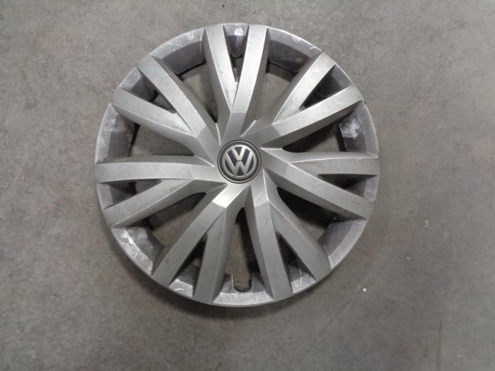 Wheel cover (spare) from a Volkswagen Golf VII Variant (AUVV) 2.0 TDI 16V 2016