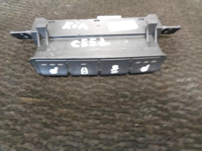 Begagnade Brytare, eldrivet säte Kia Cee'd (JDB5) 1.6 GDI 16V Pris € 20,00 Marginaltabell erbjuds av Westerhof autodemontage