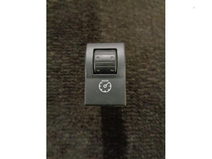 Gebrauchte Cockpit Dimmer Mazda 3 Sport (BK) 1.3i 16V Preis € 10,00 Margenregelung angeboten von Westerhof autodemontage