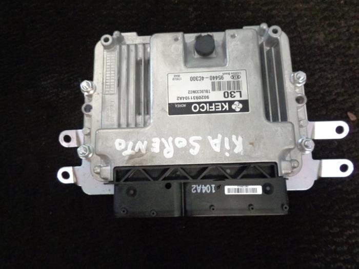 Used Engine management computer Kia Sorento I (JC) 3.5 V6 24V Price € 100,00 Margin scheme offered by Westerhof autodemontage