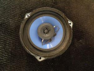 Used Speaker Kia Sorento I (JC) 3.5 V6 24V Price € 15,00 Margin scheme offered by Westerhof autodemontage