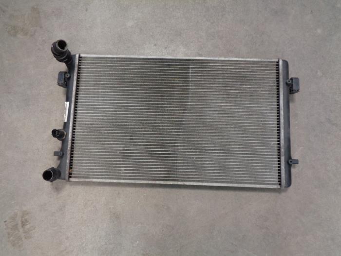 Used Radiator Audi TT (8N3) 1.8 20V Turbo Price € 25,00 Margin scheme offered by Westerhof autodemontage