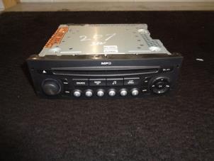 Usagé Radio/Lecteur CD Peugeot 207 SW (WE/WU) 1.6 16V Prix € 40,00 Règlement à la marge proposé par Westerhof autodemontage