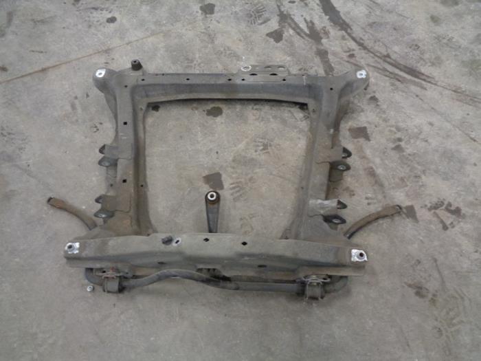 Used Subframe Renault Clio II (BB/CB) 1.2 Price € 50,00 Margin scheme offered by Westerhof autodemontage
