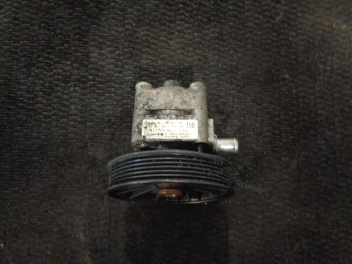 Power steering pump Volvo XC70 XC70 2.4 D5 20V 30741790 D5244T4