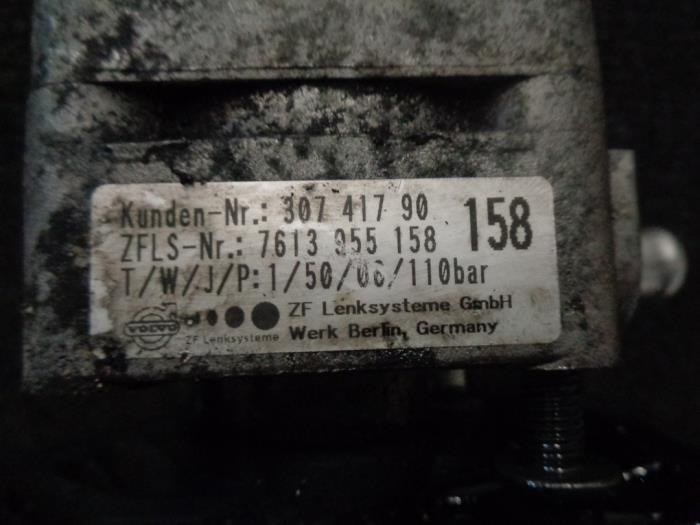 Power steering pump Volvo XC70 XC70 2.4 D5 20V 30741790 D5244T4