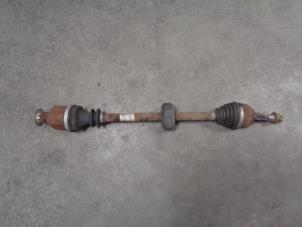 Used Front drive shaft, right Renault Twingo II (CN) 1.2 16V Price € 40,00 Margin scheme offered by Westerhof autodemontage