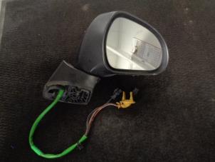 Used Wing mirror, right Peugeot 308 (4A/C) 1.6 HDi 16V Price € 40,00 Margin scheme offered by Westerhof autodemontage