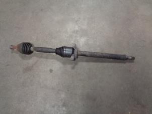 Used Front drive shaft, right Mercedes A (W169) 2.0 A-180 CDI 16V 5-Drs. Price € 75,00 Margin scheme offered by Westerhof autodemontage