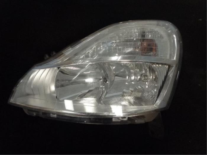 Używane Reflektor lewy Renault Modus/Grand Modus (JP) 1.2 16V Cena € 75,00 Procedura marży oferowane przez Westerhof autodemontage