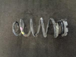 Used Rear coil spring Renault Twingo III (AH) 1.0 SCe 70 12V Price € 20,00 Margin scheme offered by Westerhof autodemontage