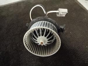 Used Heating and ventilation fan motor Opel Astra J GTC (PD2/PF2) 2.0 CDTI 16V ecoFLEX Price € 35,00 Margin scheme offered by Westerhof autodemontage