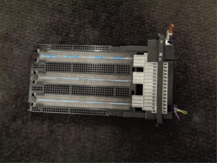 Heating element from a Opel Astra J GTC (PD2/PF2) 2.0 CDTI 16V ecoFLEX 2011