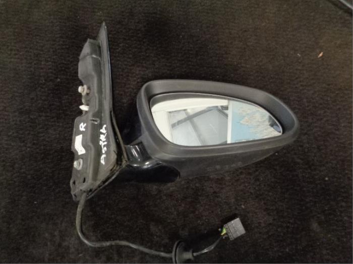 Wing mirror, right from a Opel Astra J GTC (PD2/PF2) 2.0 CDTI 16V ecoFLEX 2011