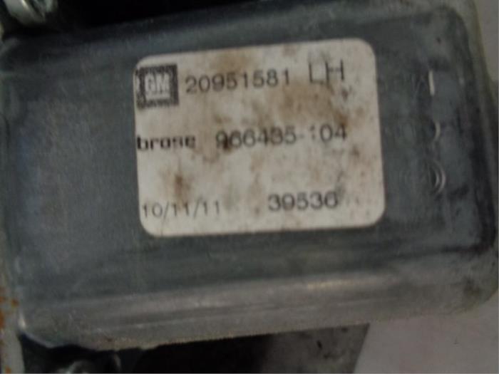 Window mechanism 2-door, front left from a Opel Astra J GTC (PD2/PF2) 2.0 CDTI 16V ecoFLEX 2011