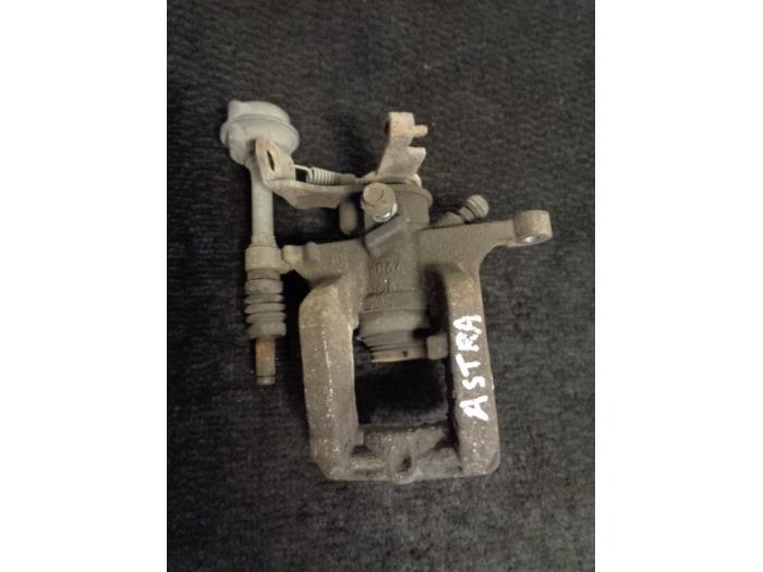 Rear brake calliper, right from a Opel Astra J GTC (PD2/PF2) 2.0 CDTI 16V ecoFLEX 2011
