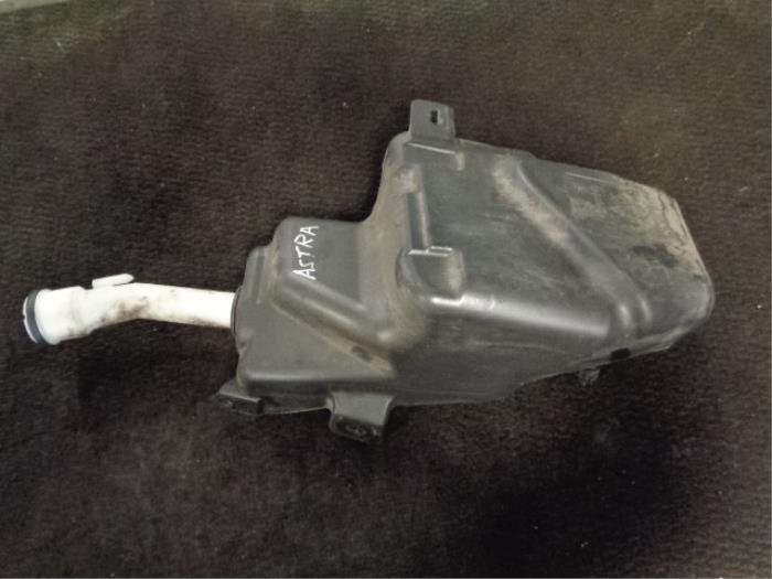 Front windscreen washer reservoir from a Opel Astra J GTC (PD2/PF2) 2.0 CDTI 16V ecoFLEX 2011