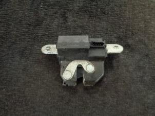 Used Tailgate lock mechanism Opel Corsa D 1.0 Price € 15,00 Margin scheme offered by Westerhof autodemontage