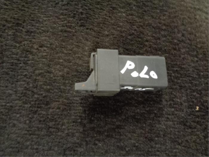 Glow plug relay Volkswagen Polo V 1.4 TDI DPF BlueMotion technology
