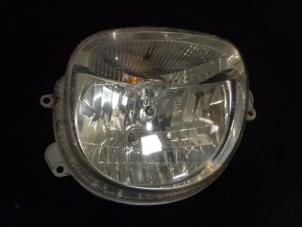 Used Headlight, left Renault Twingo (C06) 1.2 16V Price € 20,00 Margin scheme offered by Westerhof autodemontage