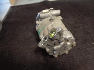 Klimapumpe van een Renault Twingo (C06) 1.2 16V 2004