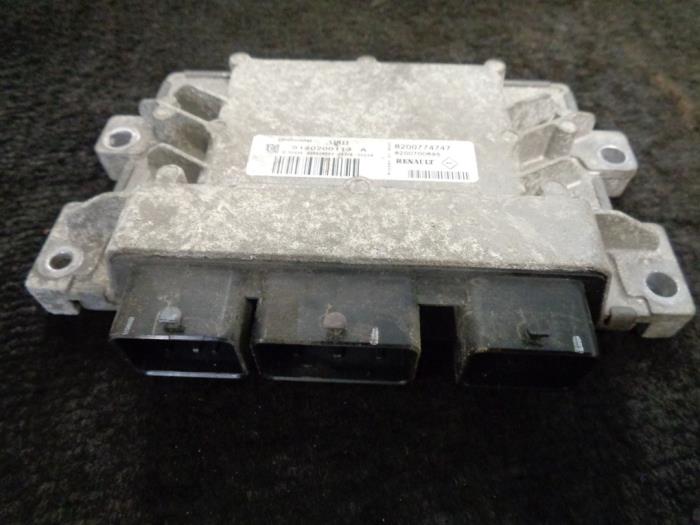 Used Engine management computer Renault Twingo II (CN) 1.2 16V Price € 50,00 Margin scheme offered by Westerhof autodemontage