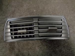 Used Dashboard vent Suzuki Alto (GF) 1.0 12V Price € 15,00 Margin scheme offered by Westerhof autodemontage